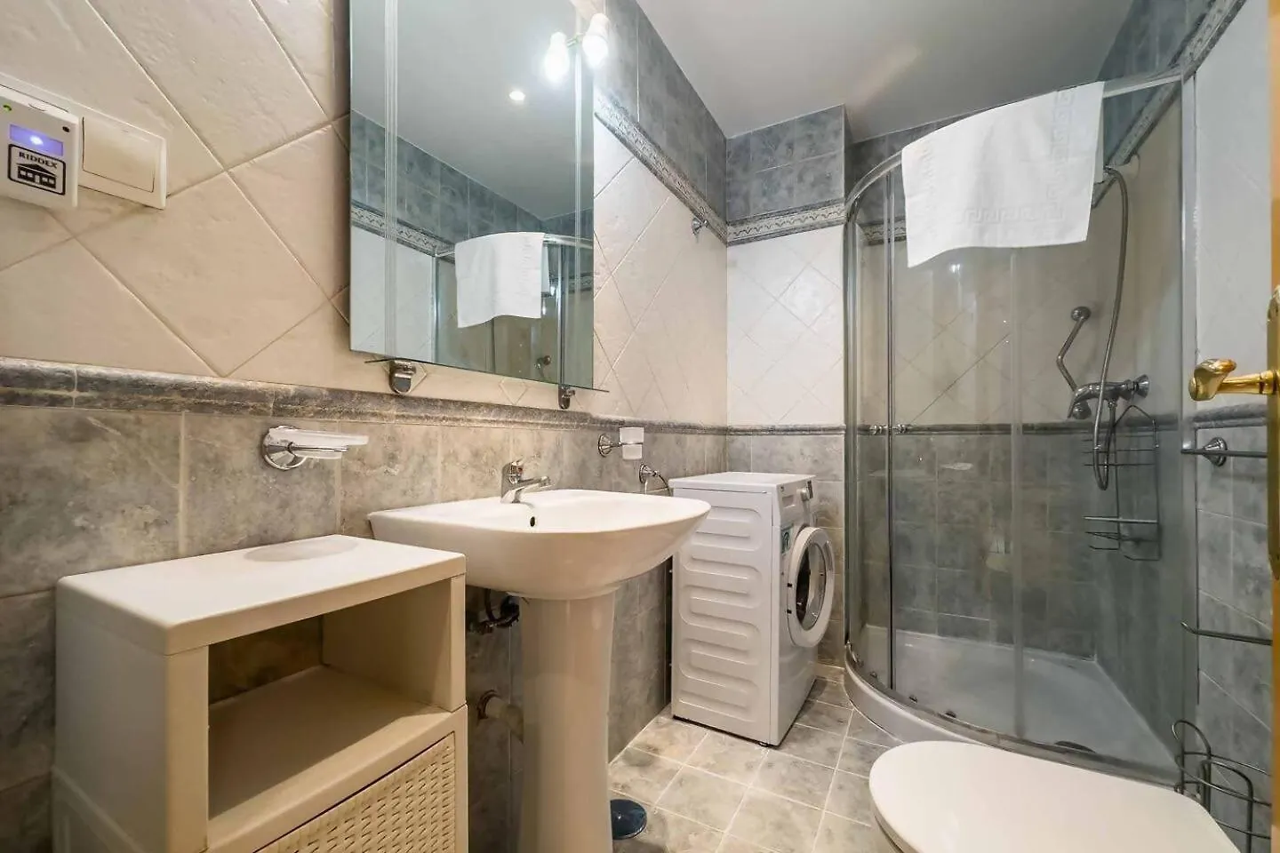 Cyv Centrally Located 1 Bed 1 Bath Near The Beach Fuengirola