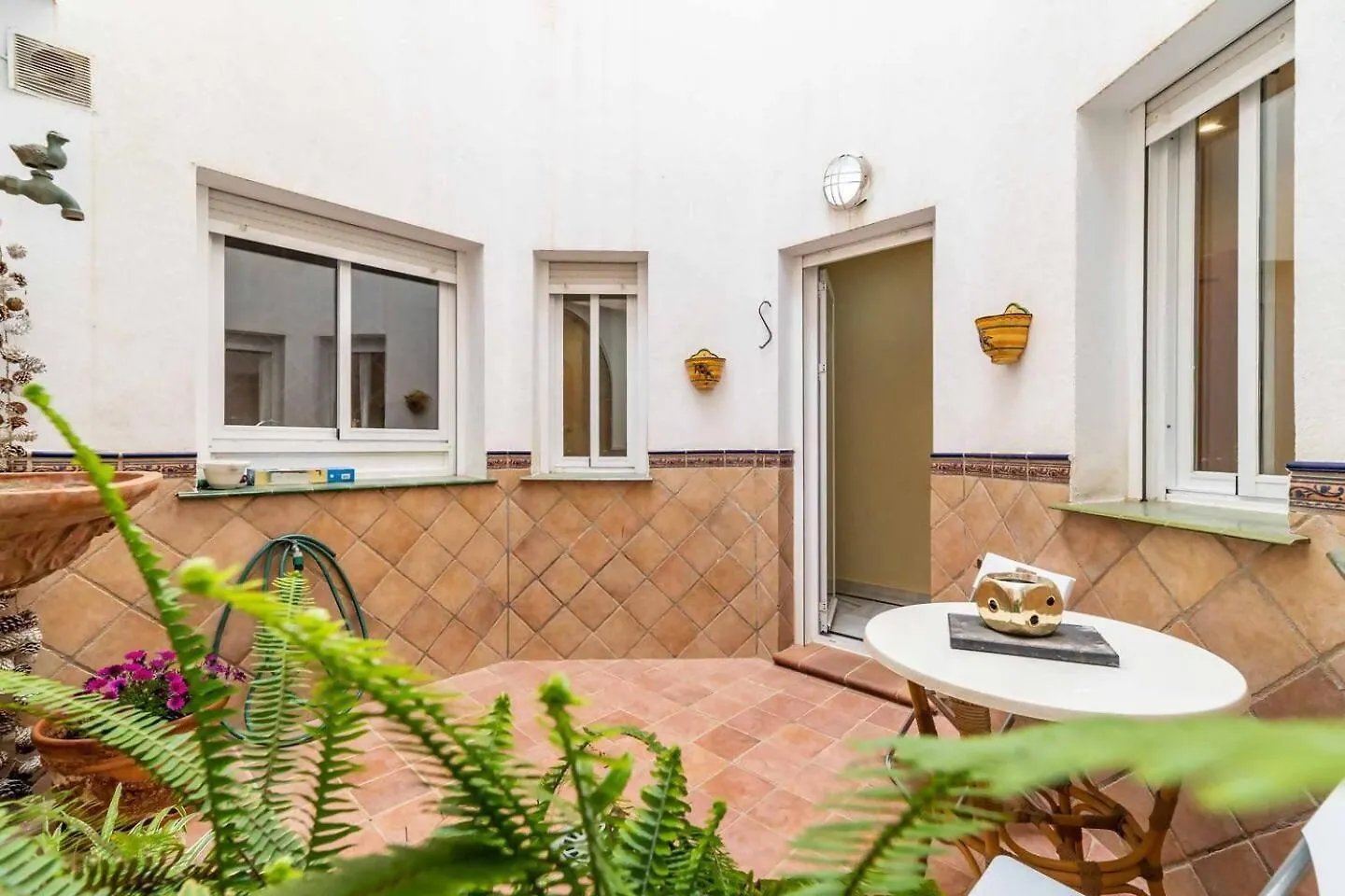 Cyv Centrally Located 1 Bed 1 Bath Near The Beach Fuengirola